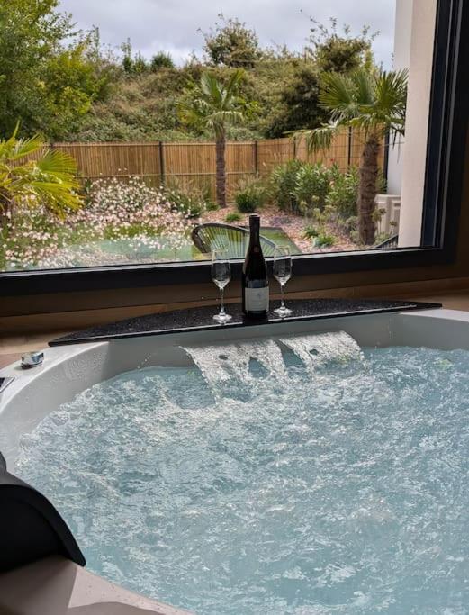 Les Suites Du Payre - Suite Passion Talmont-Saint-Hilaire Bagian luar foto